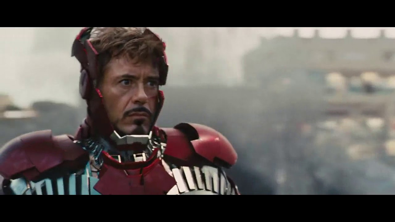 Avengers Infinity War TERRIBLE CGI Iron Man DUMB Suit Up - YouTube