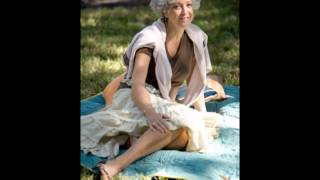 Short Curly Hairstyles for Women Over 50