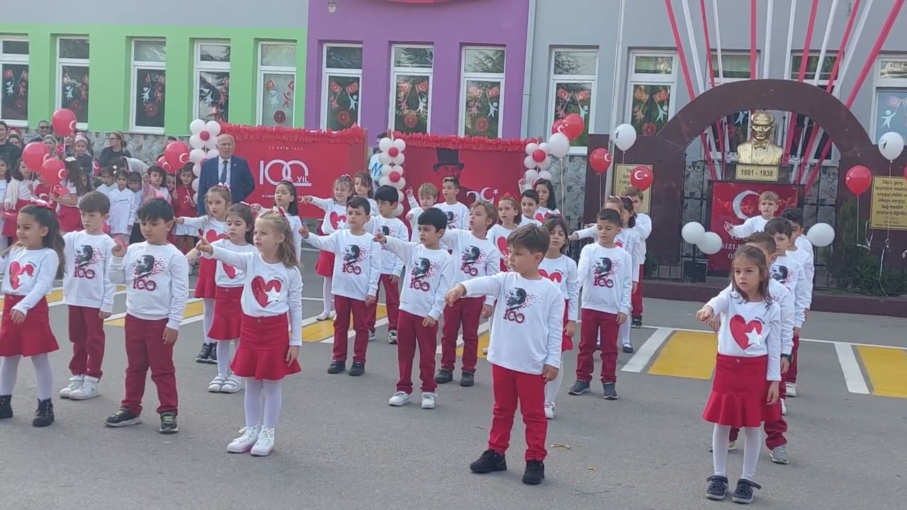 İlke'nin gösterisi 