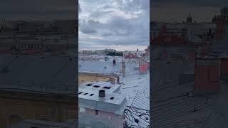 Saint-Petersburg roof on fire