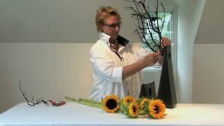Halloween Flower Arrangement with Just a few Flowers