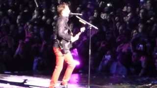 [Full HD] Muse - Madness  // Chorus (Porto, 10/06/2013)
