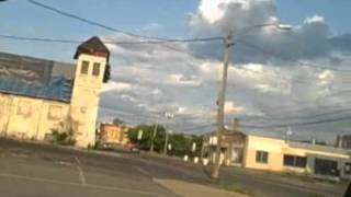 Syracuse fire engine and mini 7 responding to crouse hospital