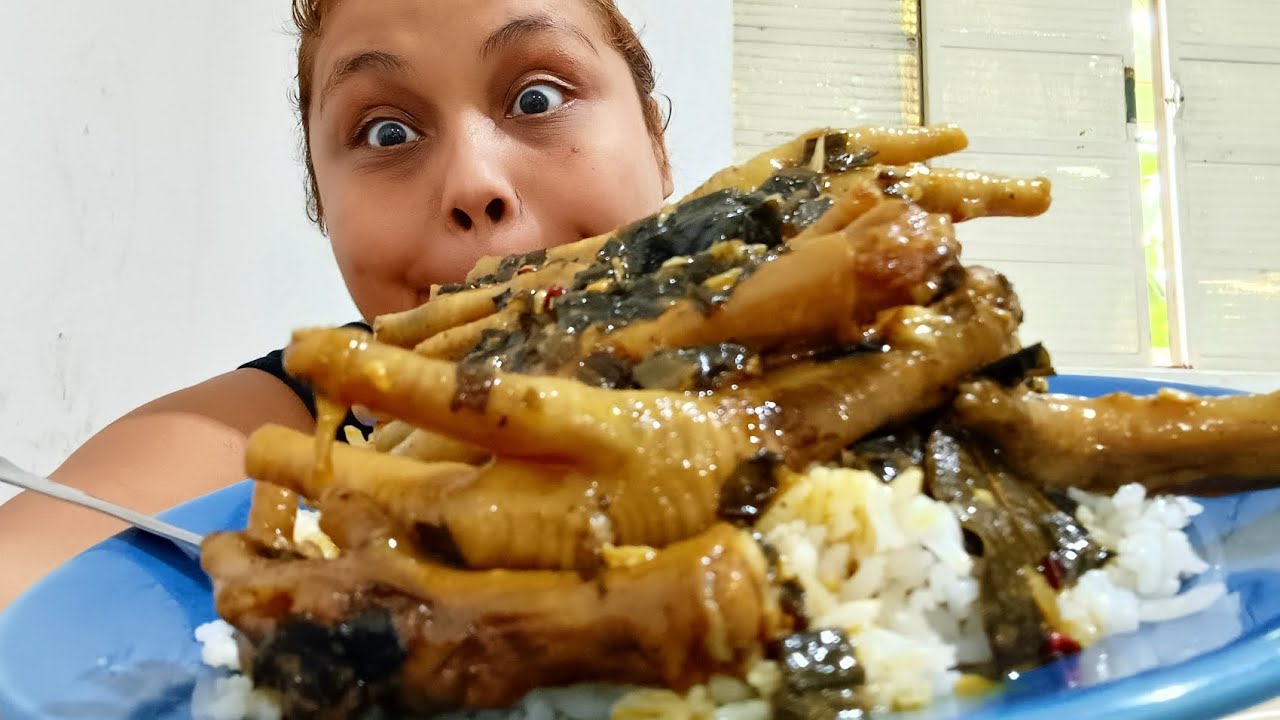 ALMOÇO DE HOJE A CARNE MAS BARATA DO MERCADO PE DE FRANGO 