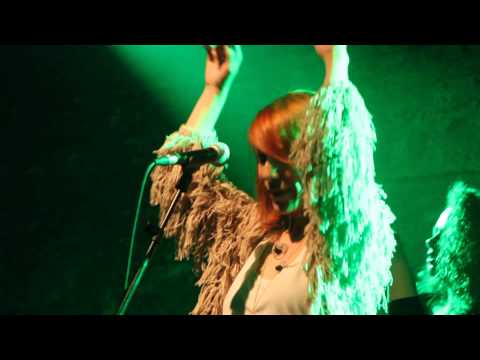 Burcu Tatlıses - Alagül (Live)