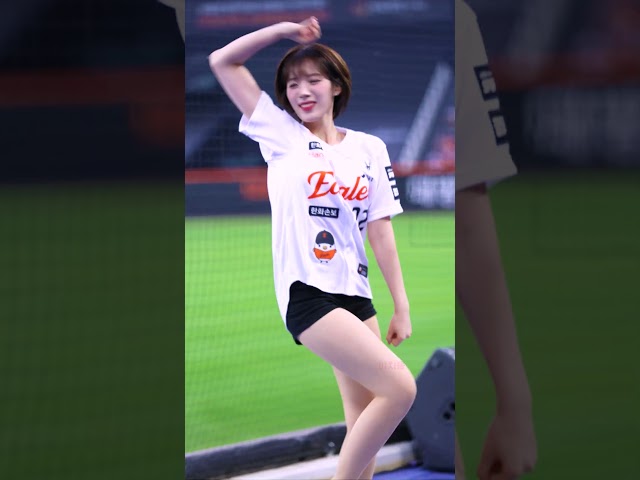 ????THAT'S A NO NO⚡- ITZY (있지) 공연 4 하지원 Ha Ji-won 河智苑 치어리더 직캠 fancam