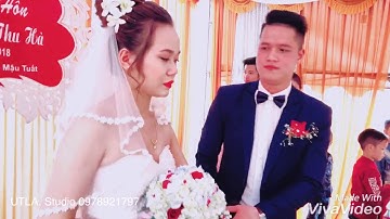 Cô dâu cảm động khóc nức nở khi chú rể hát tặng vợ tuyệt vời nhất