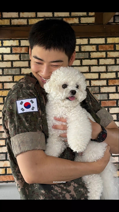 Cha Eunwoo met dongdong after military ceremony 🥹💗 #chaeunwoo #차은우 #eunwoo