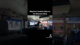 MAYHAM HECKLES FOLKS ON THE BRANSON STRIP. #redneck #redneckcomedybus #branson #comedy