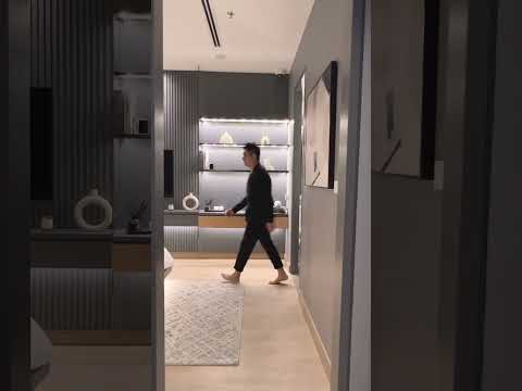 Video: Moderne minimalistische Residenz in Tokio