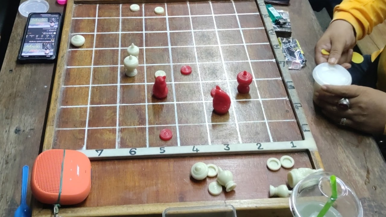 ุเขกเข่า-Radio เสนอตอน... เอมบัปเบ้มาสิวะ ภาค 2 ตงฟาน ปะทะ จสน.มังกรใต้