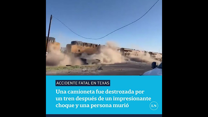 Accidente fatal en Texas: dos vehículos chocaron, uno  terminó sobre las vías y fue destrozado