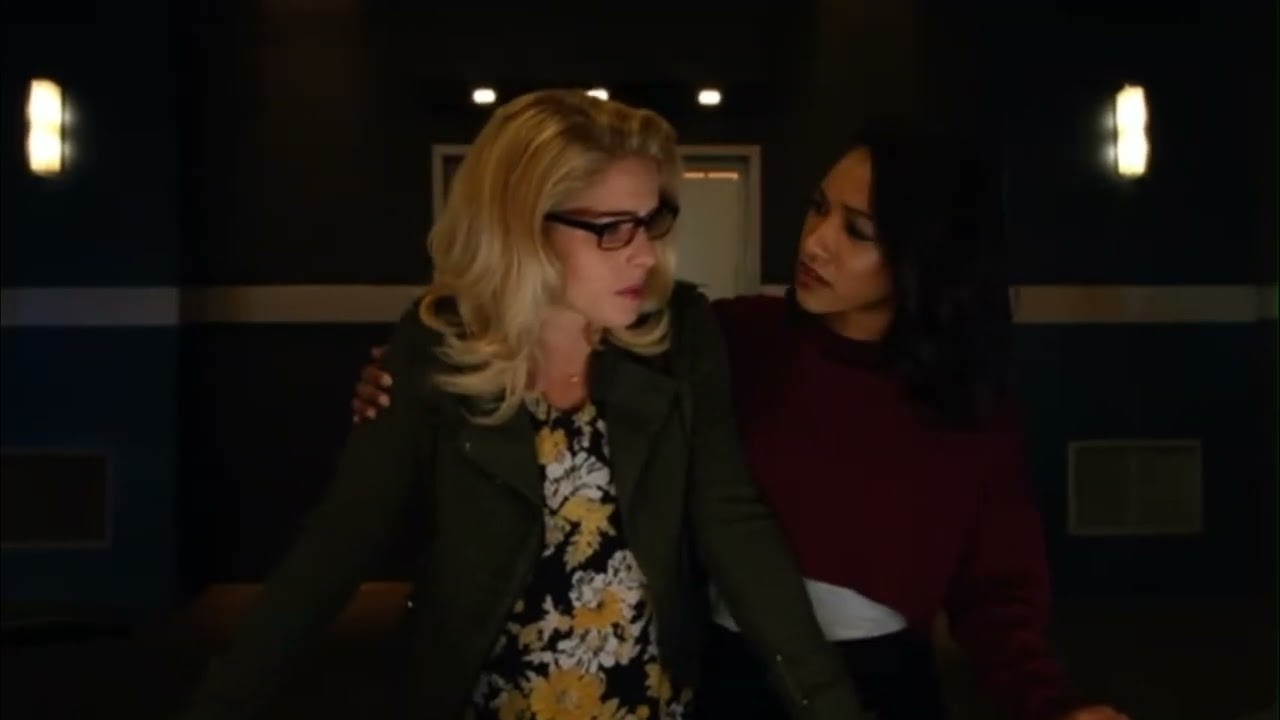 Olicity - Arrow - 6x08 Pt.7 - "Are you okay?" "Yeah. No"