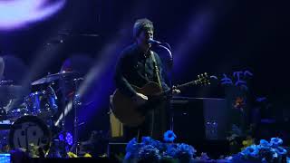 Video thumbnail of "Noel Gallagher’s High Flying Birds - Live Forever @ Corona Capital 2023"