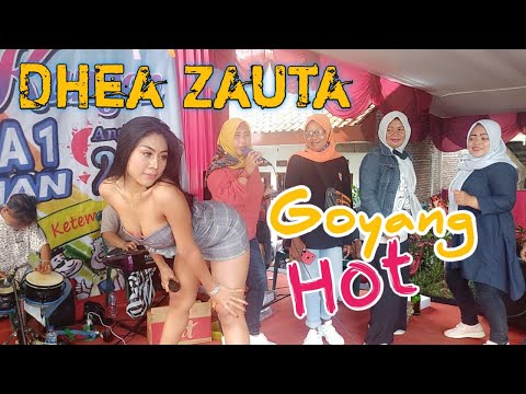 Goyang CORONA - Juragan Empang - Dhea Zauta - Live Koplo