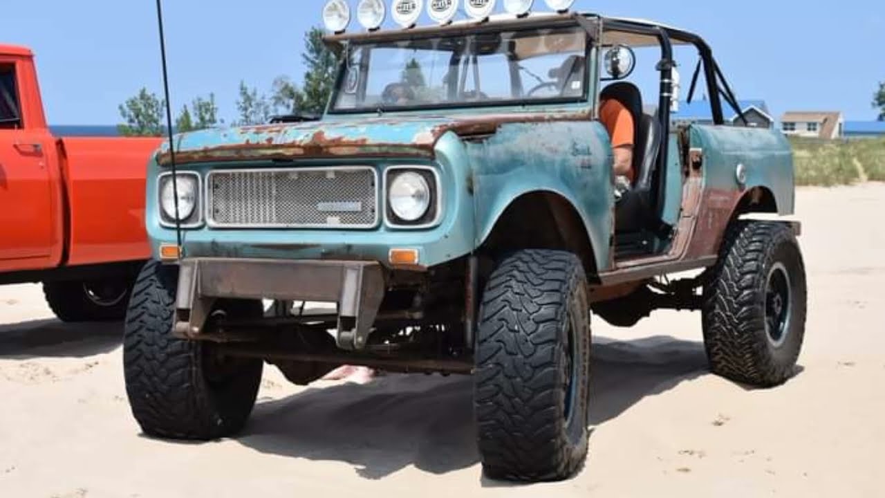 International Scout 80/800 DIY bikini top - YouTube