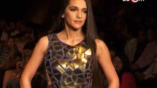 Nargis Fakhri, Amy Jackson at Lakme Fashion Week