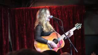 This Town Gets Around - Margo Price at The Borderline (London, 2016)