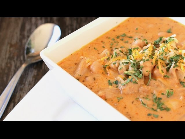 Creamy White Chicken Chili~ Our FAV! | Divas Can Cook