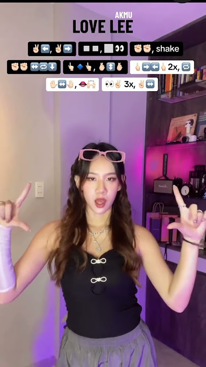 AKMU - LOVE LEE tiktok dance challenge 💗 they are back with this cute trend! #lovelee #akmu #shorts