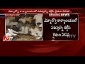 Raghuveera Reddy protest in front of MRO office; fodder shortage