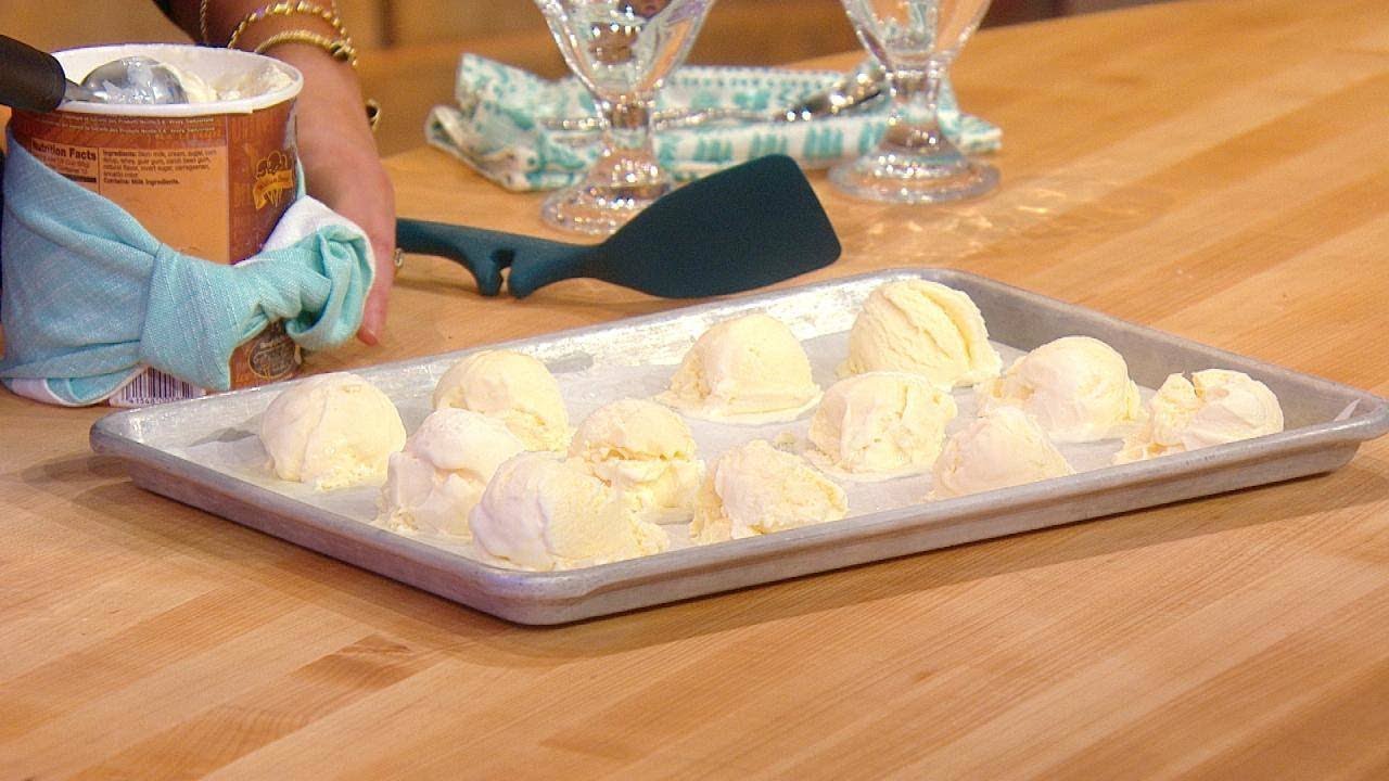 This Pre-Scooped Ice Cream Ball Hack Will Be a Total Time-Saver This Holiday Season | Rachael Ray Show