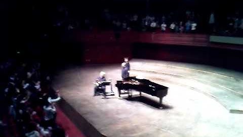 Itzhak Perlman Standing Ovation at Recital in Shenzhen