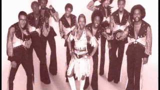 Video thumbnail of "Rose Royce - Love Don't Live Here Anymore"