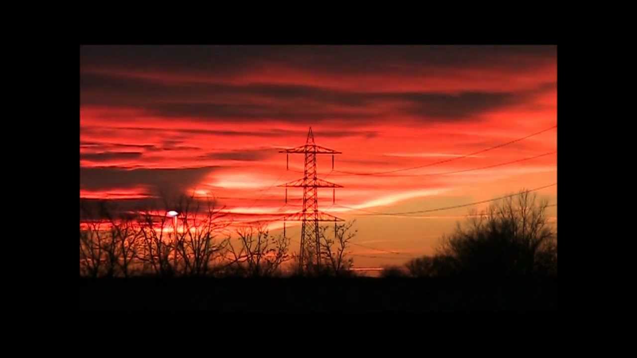 tramonto oggi oggi a milano,tramonto in lombardia - YouTube