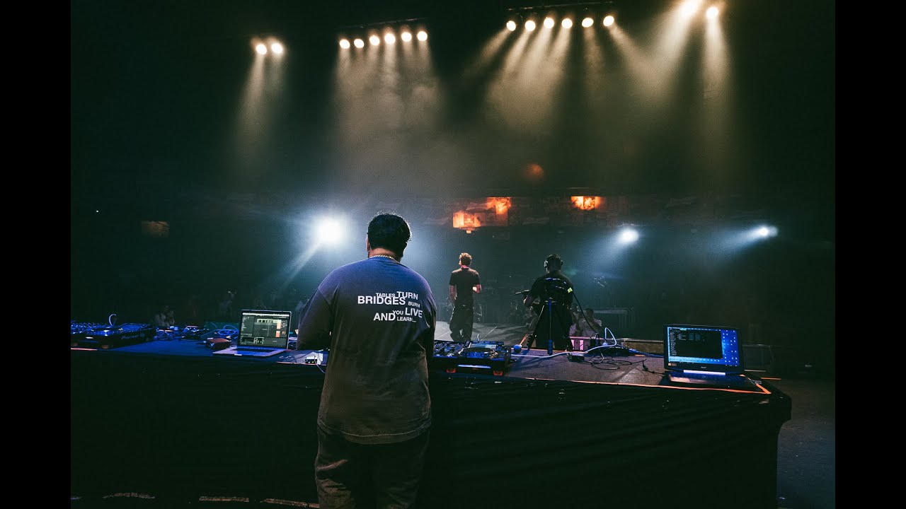 POV: Voce é Dj e atravessou o Brasil de Van pra fazer um Show.