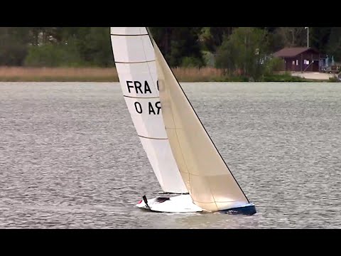 ACC 10 in 1/10 from 1992, rc sailing, rc boat