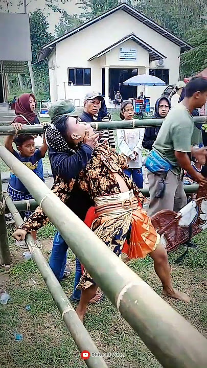 wooo lha Mbah Suneo malah kaku duluan  no Jian remuk tenan #jaranan #jathilan #kudalumping #tmsa