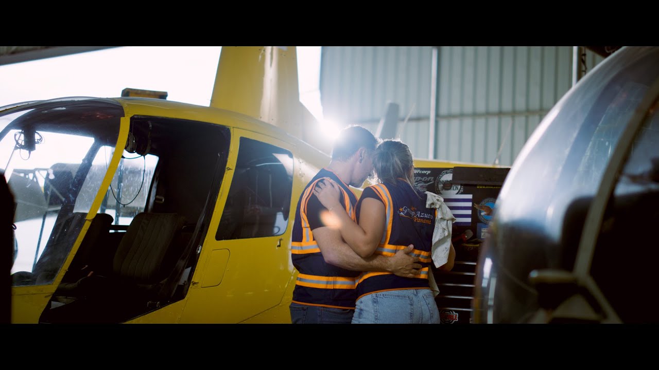 YouTube पर Victor Bernal - Por Ultima Vez (Video Oficial) देखें YouTube पर Victor Bernal - Por Ultima Vez (Video Oficial) देखें