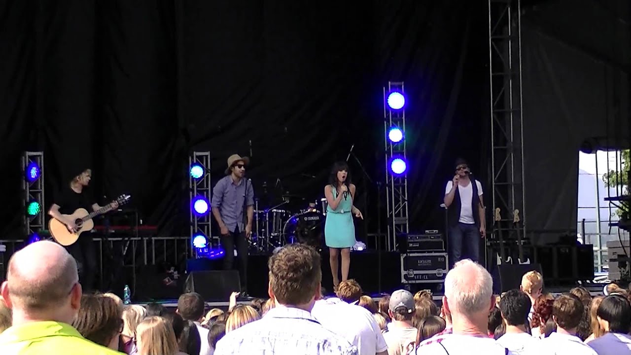 Carly Rae Jepsen "Sour Candy" Live in Vancouver YouTube