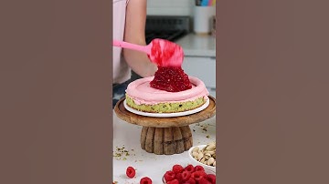 Raspberry Pistachio Cake