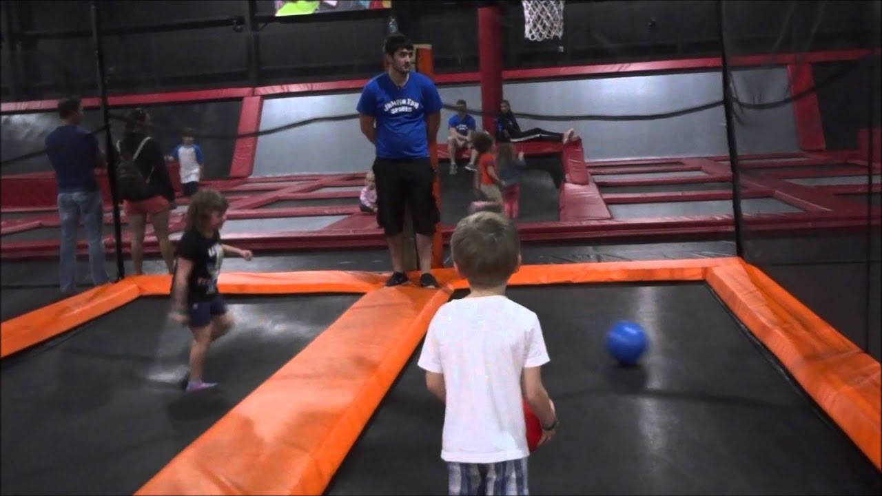 Jumpin fun sports de Sarasota YouTube