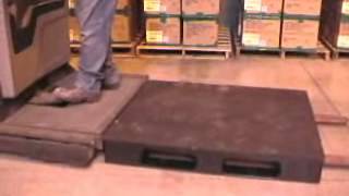 Stratis Plastic Pallets - Picker Pallet In Action