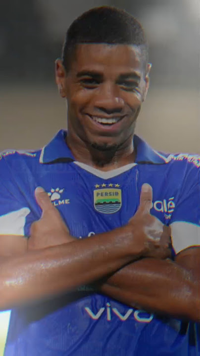 Kylain Mbarros menepati janjinya⚽️💙 #persib #uilliambarros #bobotoh #capcut #shorts #maungbandung