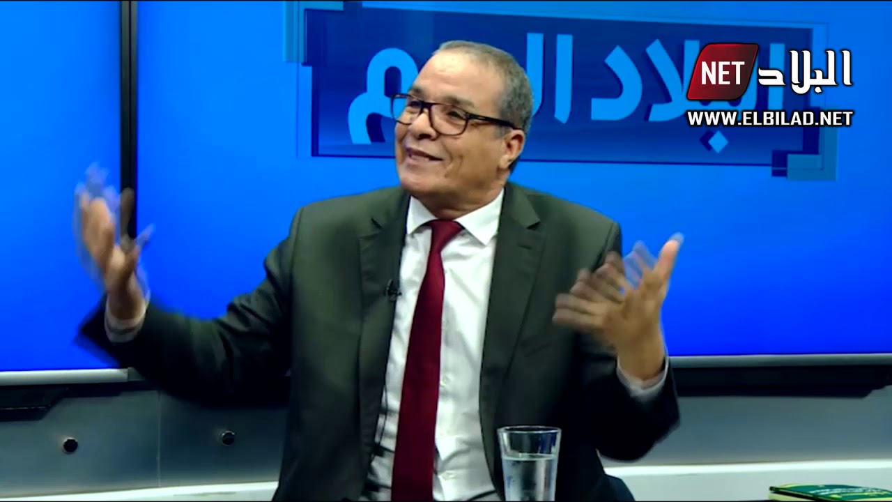 البلاد اليوم : مع 