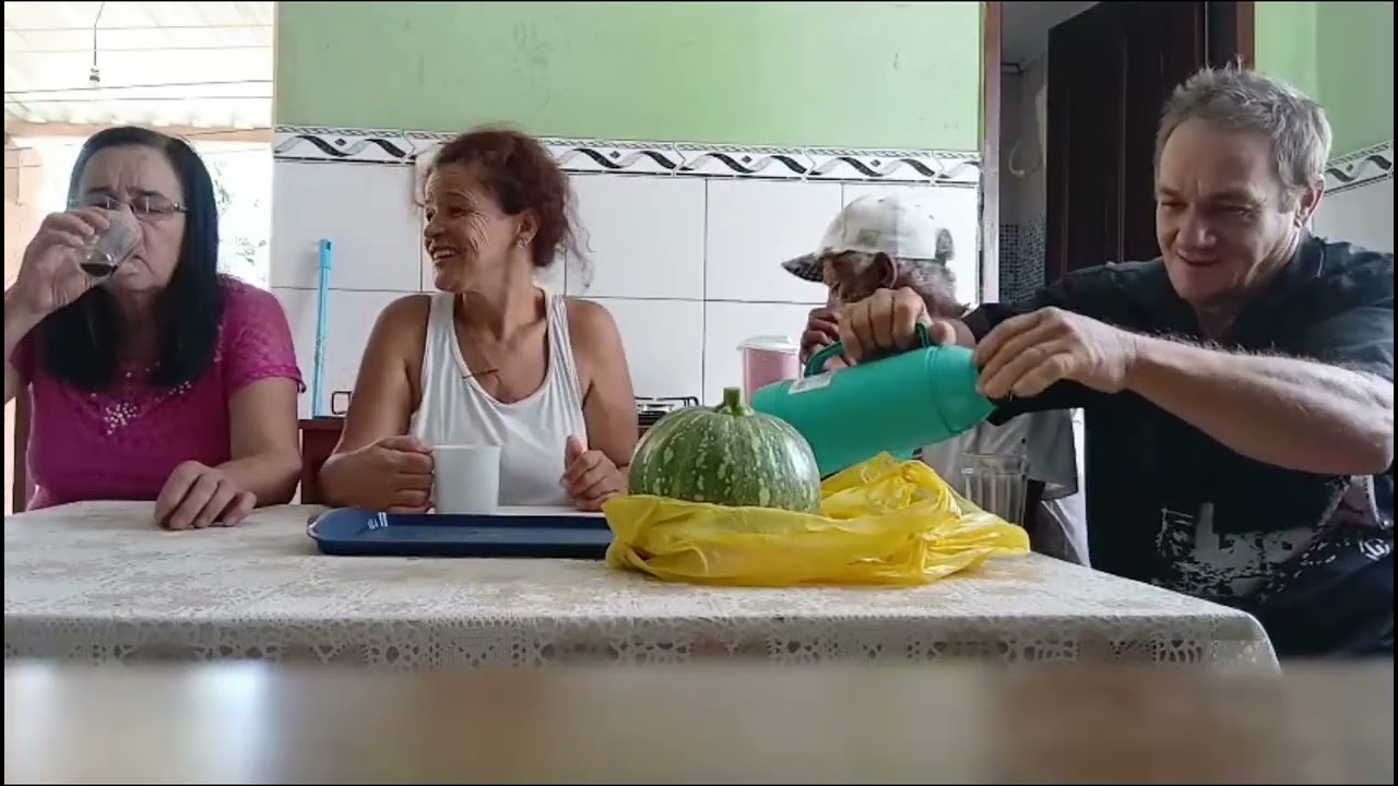 Mandacaroua na casa do Dão e da Filó 