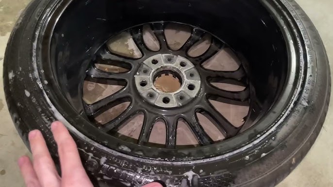 All the white chalk marks are where the tires leaking from the bead, this  isn't the 1st time this customers come through. : r/Justrolledintotheshop