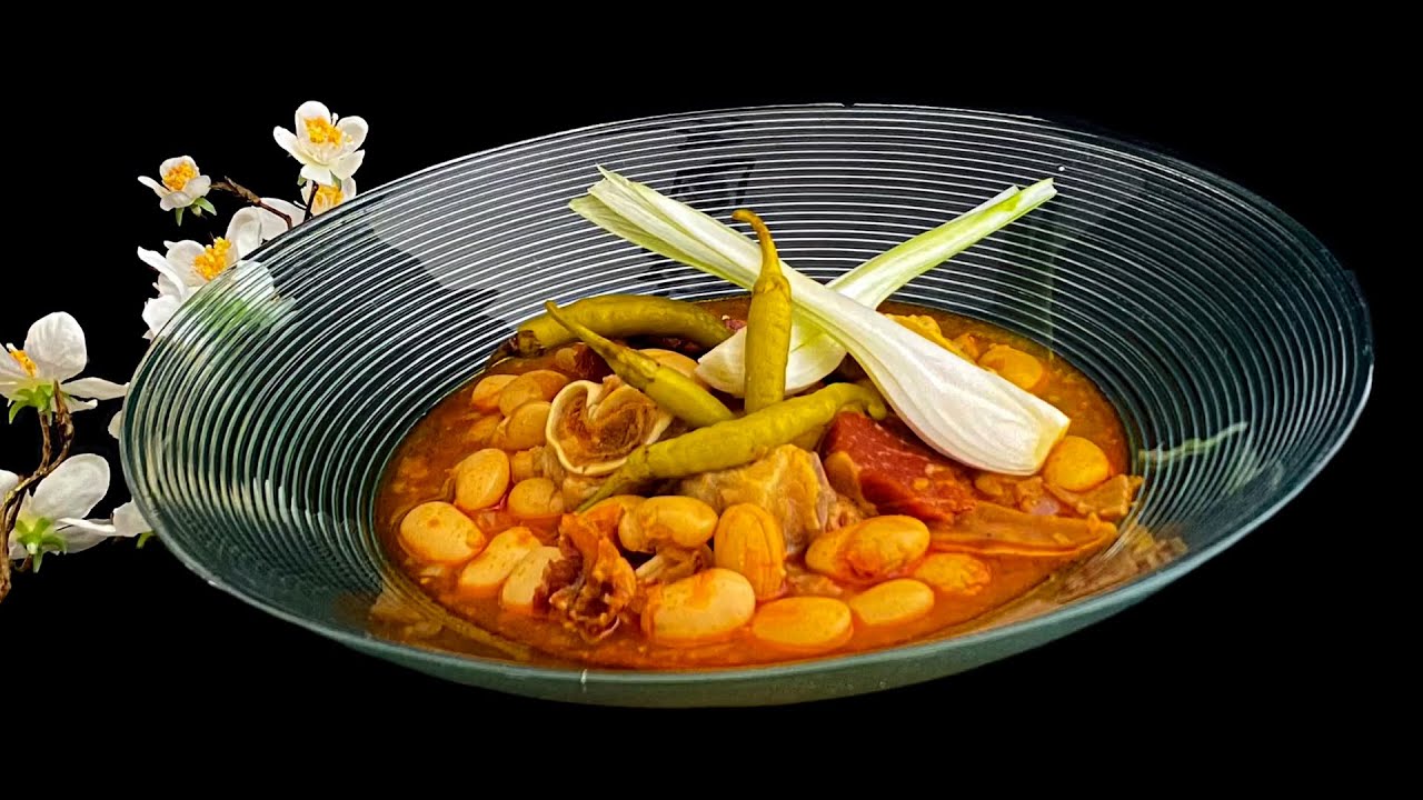 JUDIONES CON OREJA. Receta de judías blancas, sencilla y económica.