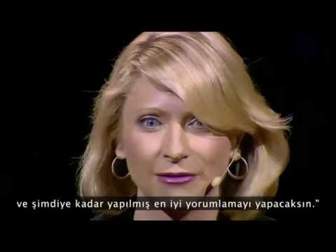 Amy Cuddy Vücut dilin benliğini şekillendiriyor (TED Türkçe Altyazılı)