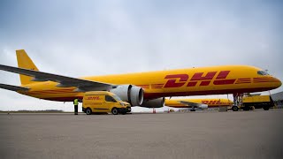 Подписал контракт на год с DHL в Германии. Какие условия в Deutsch Post? Замена пластика по 24.