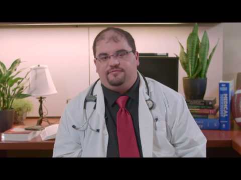 Wideo: Jeden niezbyt słodki lekarz weterynarii na etykiecie ksylitolu