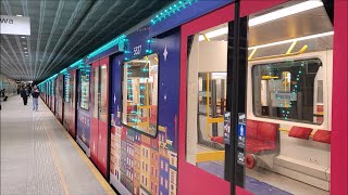 Warsaw Metro: Christmas Train 2023, outside and inside