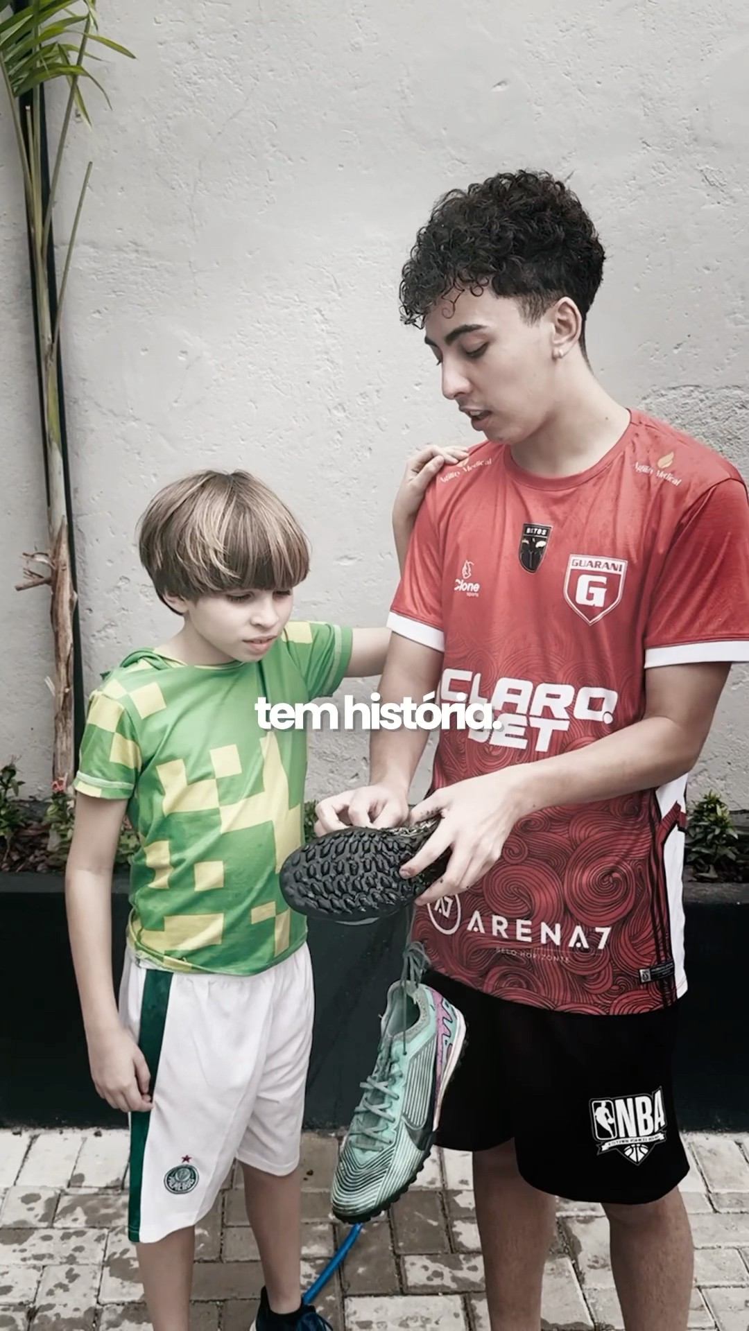 QUEIMARAM MINHA CHUTEIRA E AGORA EU DESISTI DO FUTEBOL! ?