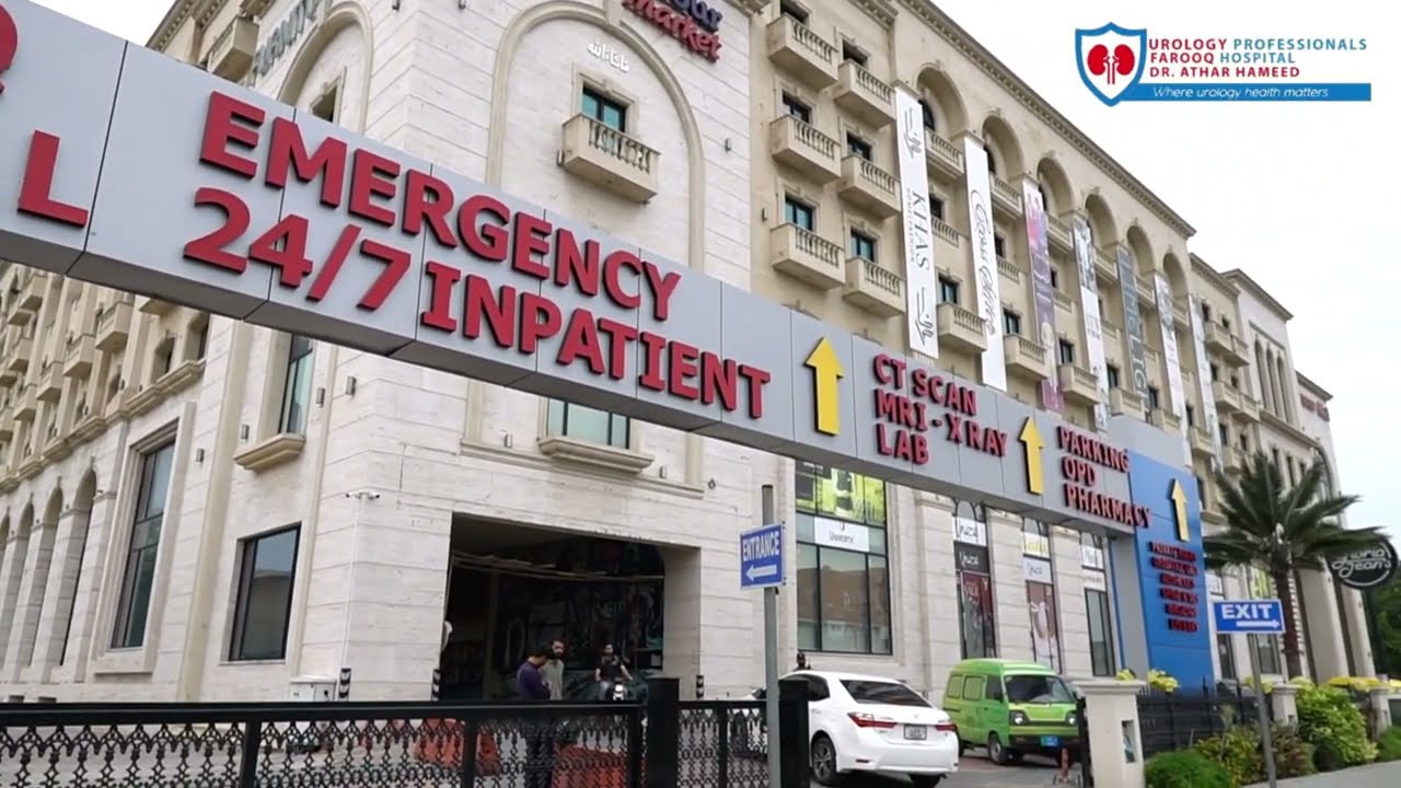 Dr. Athar Hameed introducing modern urology at Farooq Hospital DHA