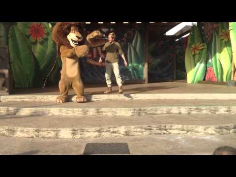 DreamWorks Madagascar Live; Prepare to Party 2013