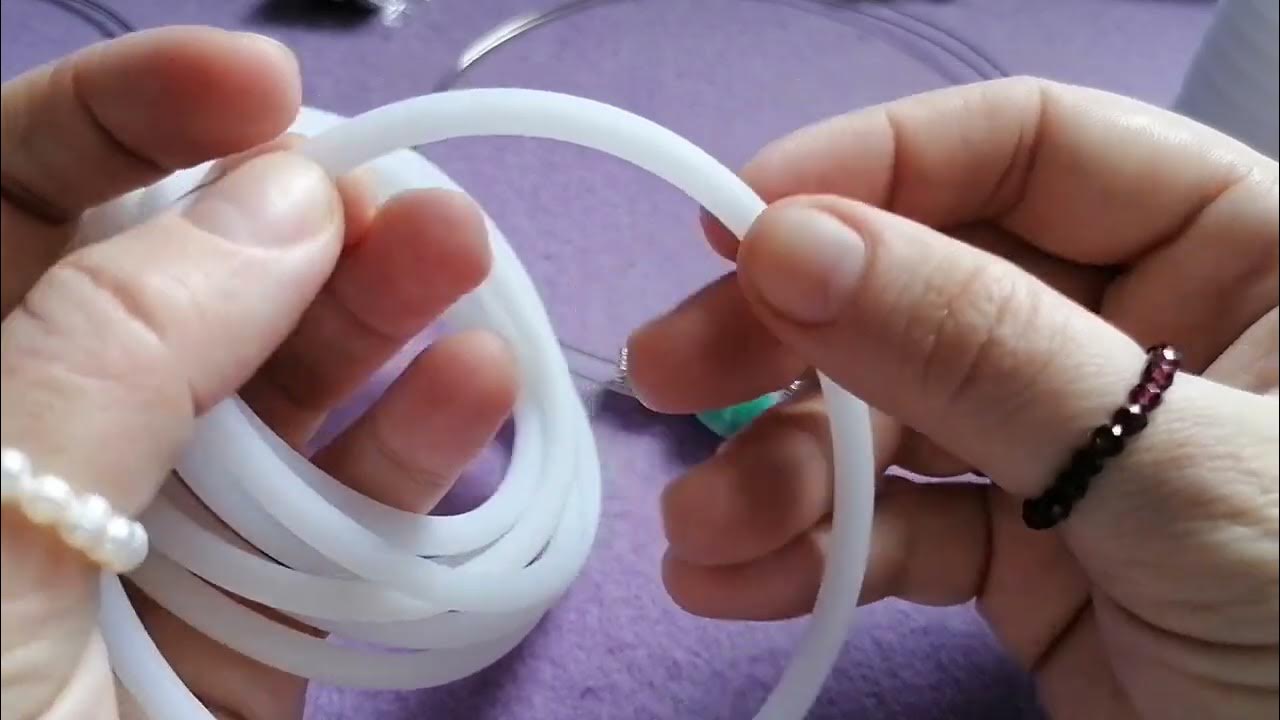 два простых, но элегантных колье на мемори проволоке - YouTube